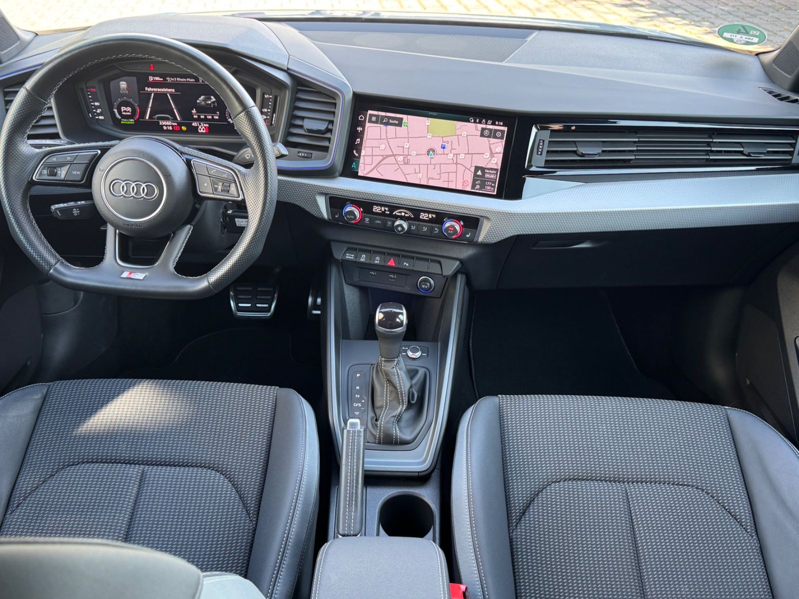 Audi A1 Sportback 35 TFSI S line - Samsaru's Car Outlet