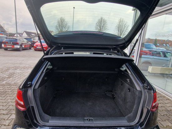 Audi A3 Sportback 35 TFSI S-Tronic - Samsaru's Car Outlet