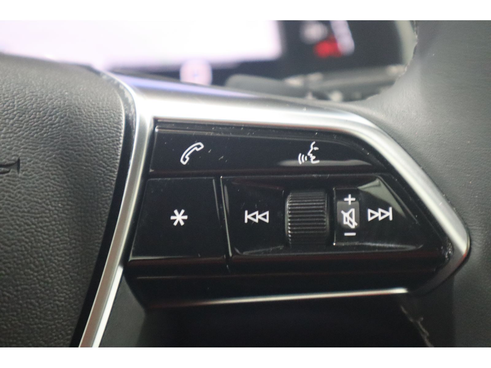 Audi A6 Avant 40 TDI advanced - Samsaru's Car Outlet