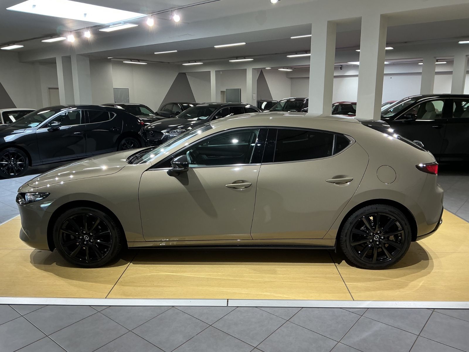 Mazda 3 Nagisa *Automatik*BOSE*LED*Carplay*