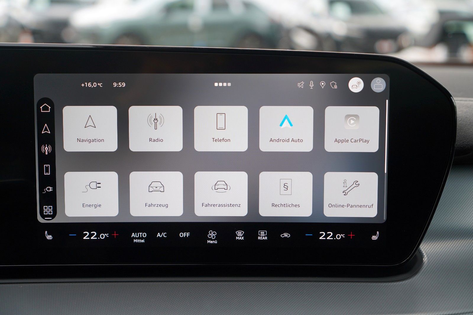Audi Q3 SUV e-hybrid AHK S-LINE PANO TECH PRO MATRIX