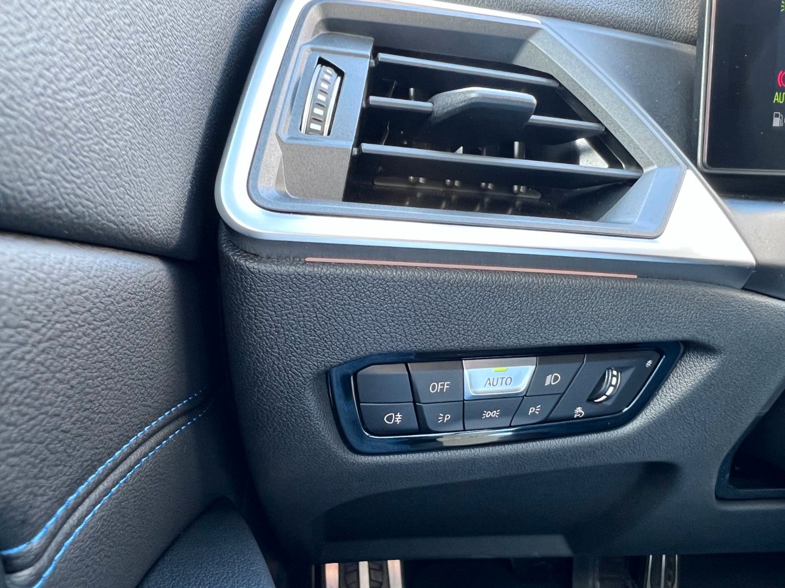 BMW 320d Lim xDrive M Sport - Samsaru's Car Outlet