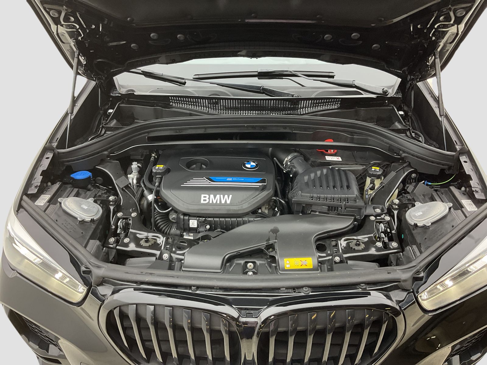 BMW X1 xDrive25e M Sport - Samsaru's Car Outlet