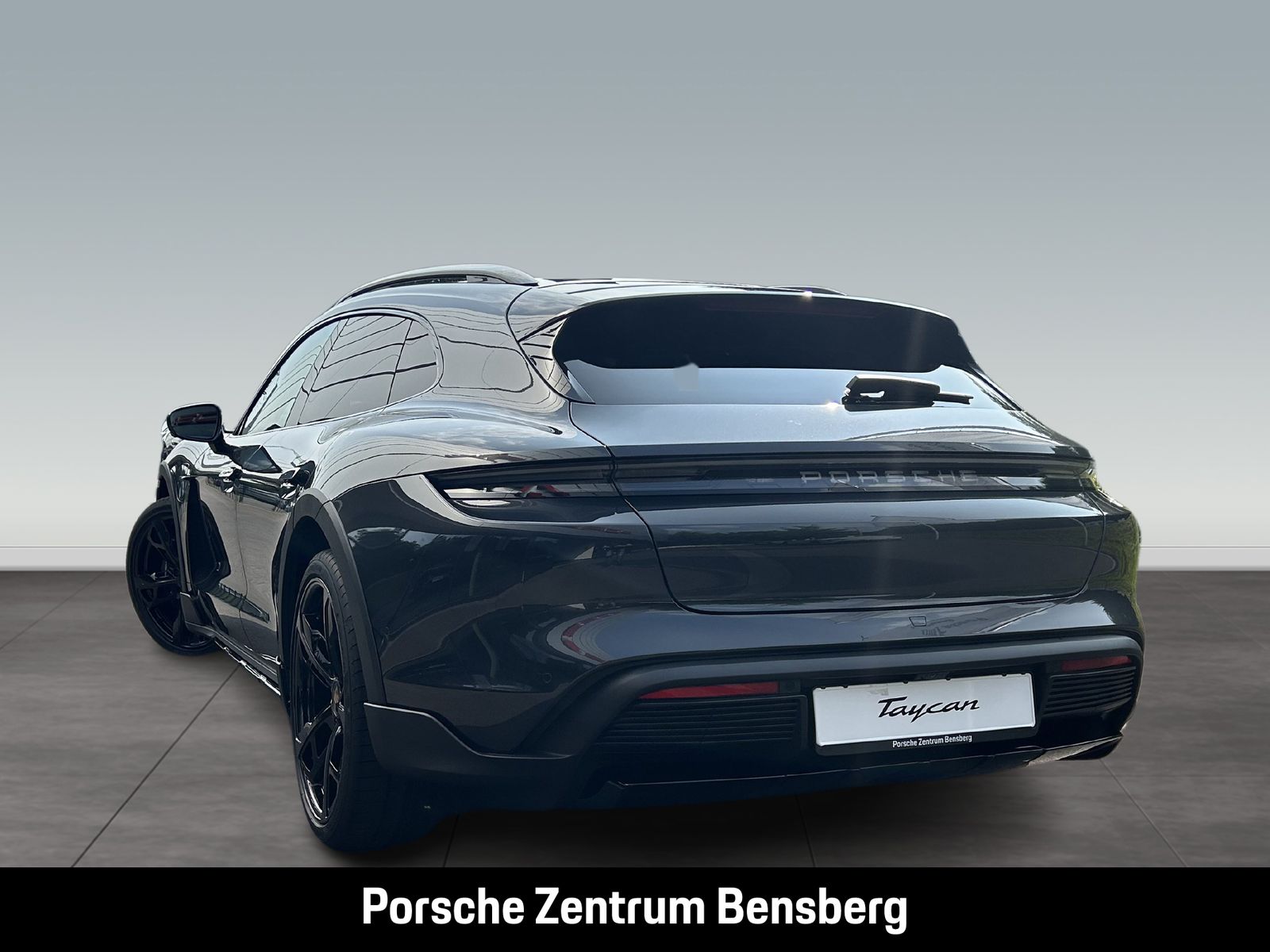 Porsche Taycan 4 Cross Turismo