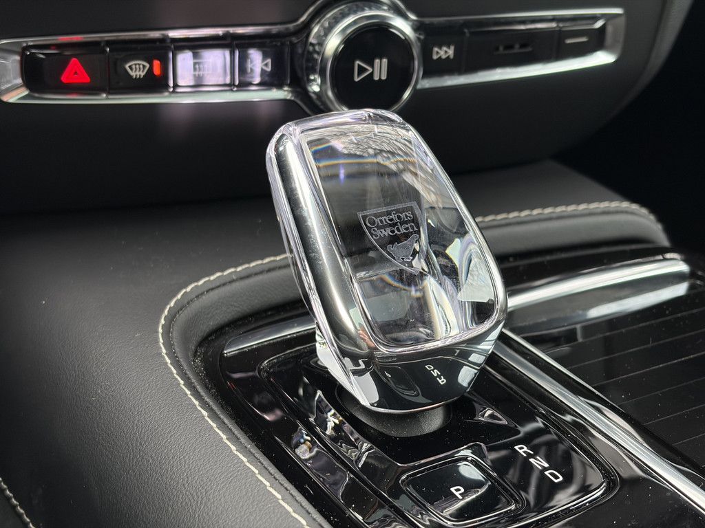 Volvo V60 T8 AWD Geartronic Recharge Plug-In Hybrid