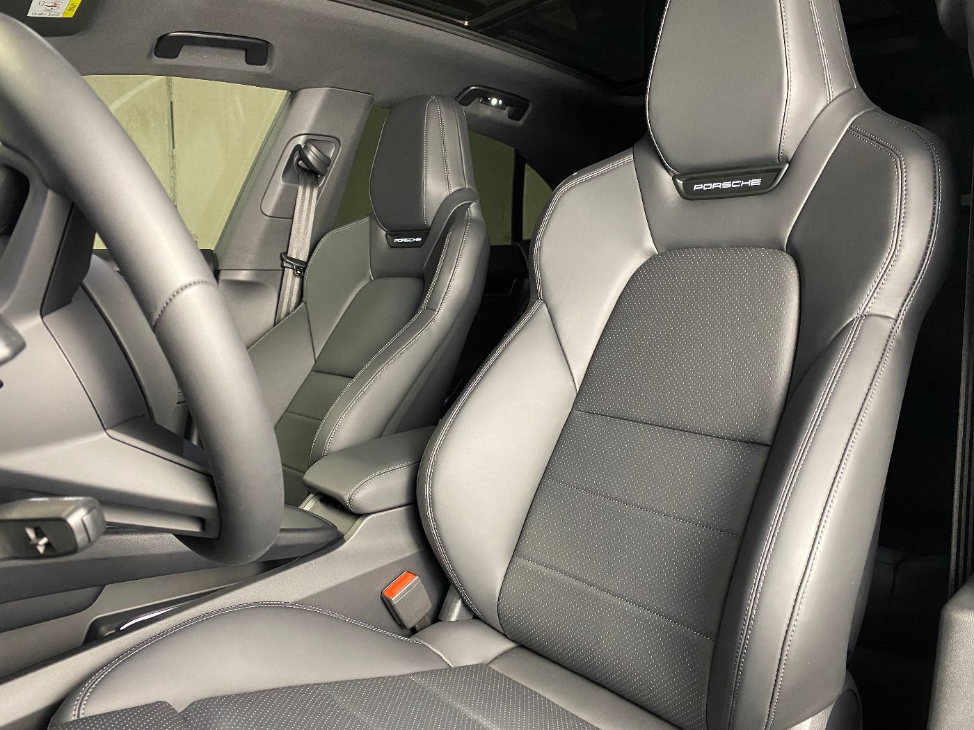 Porsche Macan 4S | Hinterachslenkung | Panorama | AHK |