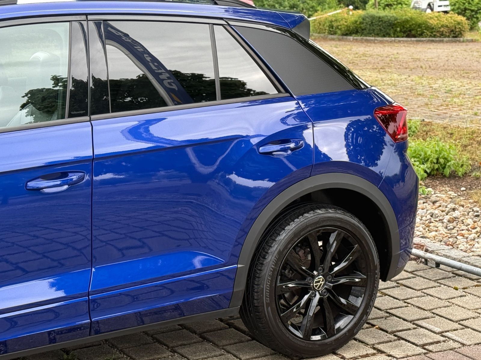 Volkswagen T-Roc TDI R-Line - Samsaru's Car Outlet