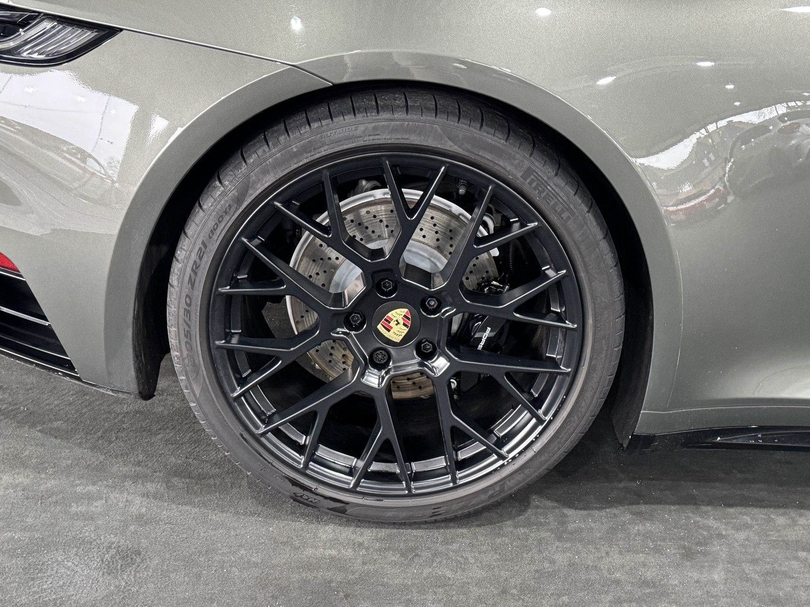 Porsche 911 Carrera 4 S Cabriolet GT Sport Chrono BOSE