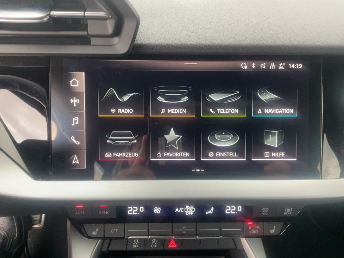 Audi A3 Limousine 35 TDI S-TR ADVANCED PDC+GRA+SHZ+18