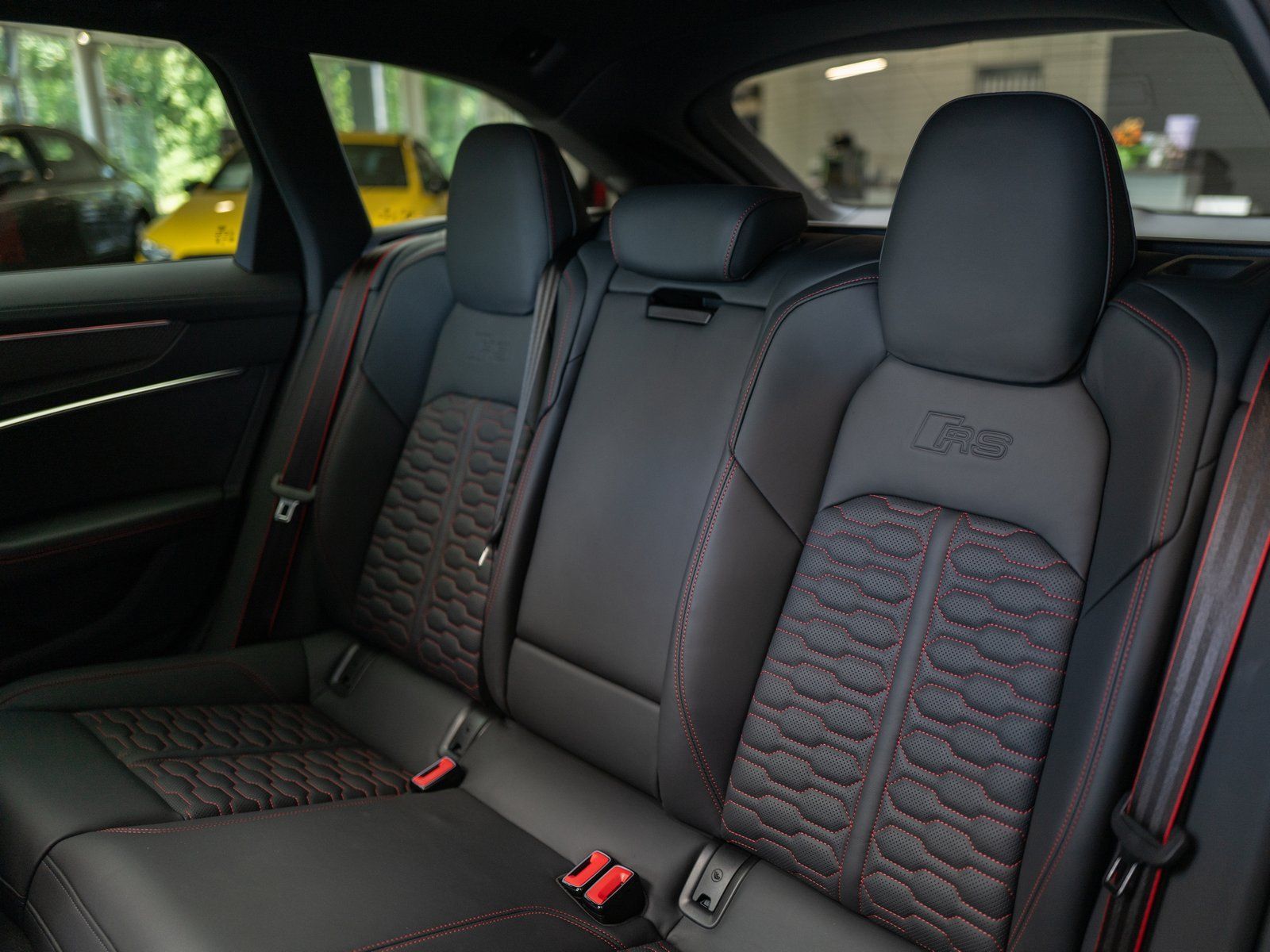 Audi RS6 Performance,Dynamik+,OptikCarbon,22",305km/h