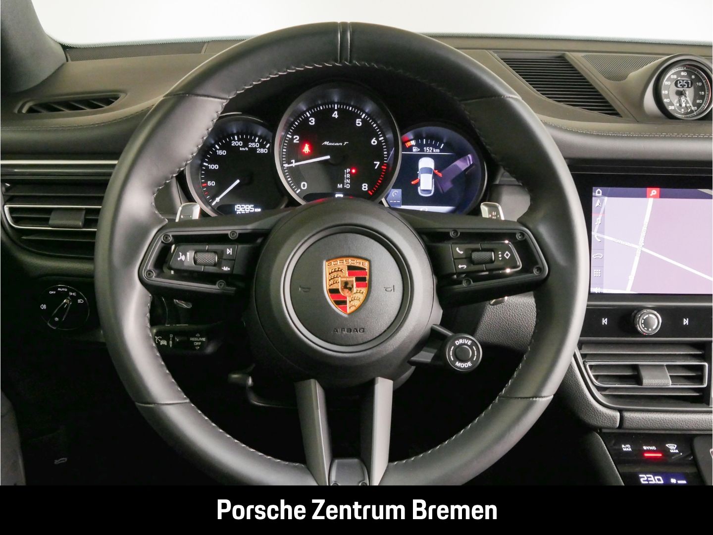 Porsche Macan T - Samsaru's Car Outlet