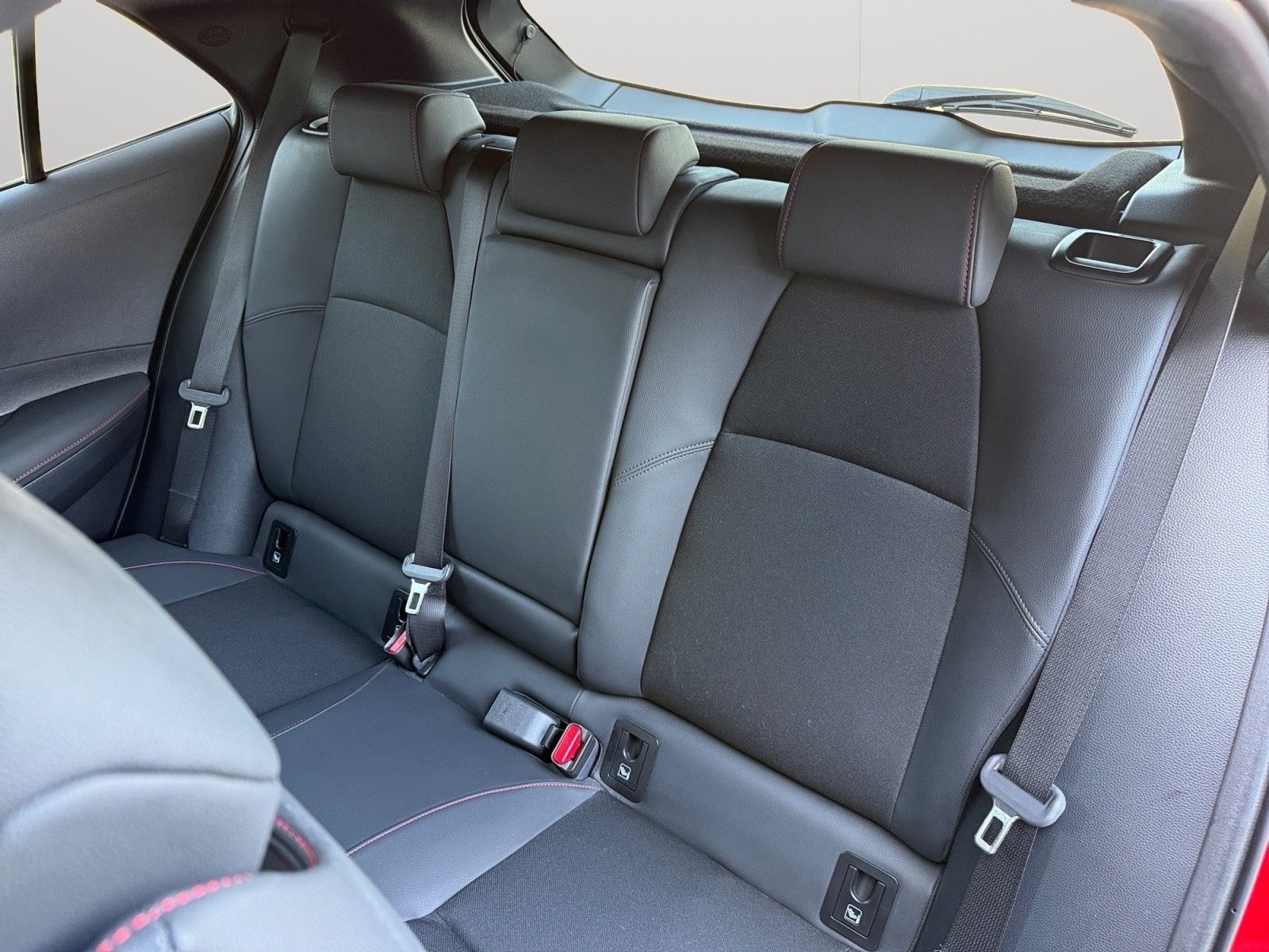 Toyota Corolla 2.0l Hybrid GR Sport /19"-LMF/Eibach-Fah
