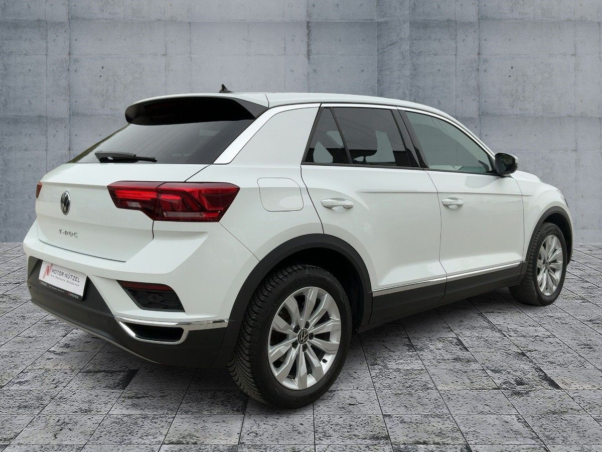 Volkswagen T-Roc 1.5 TSI SPORT - Samsaru's Car Outlet