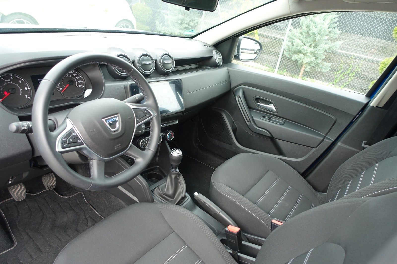 Dacia Duster 1.0TCe 100 ECO-G 2WD Comfort" → "Dacia Duster 1.0TCe 100 ECO-G 2WD Comfort - Samsaru's Car Outlet