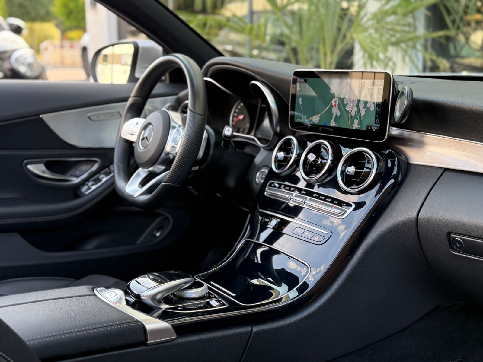 Mercedes-Benz C 200 Cabrio AMG Line - Samsaru's Car Outlet