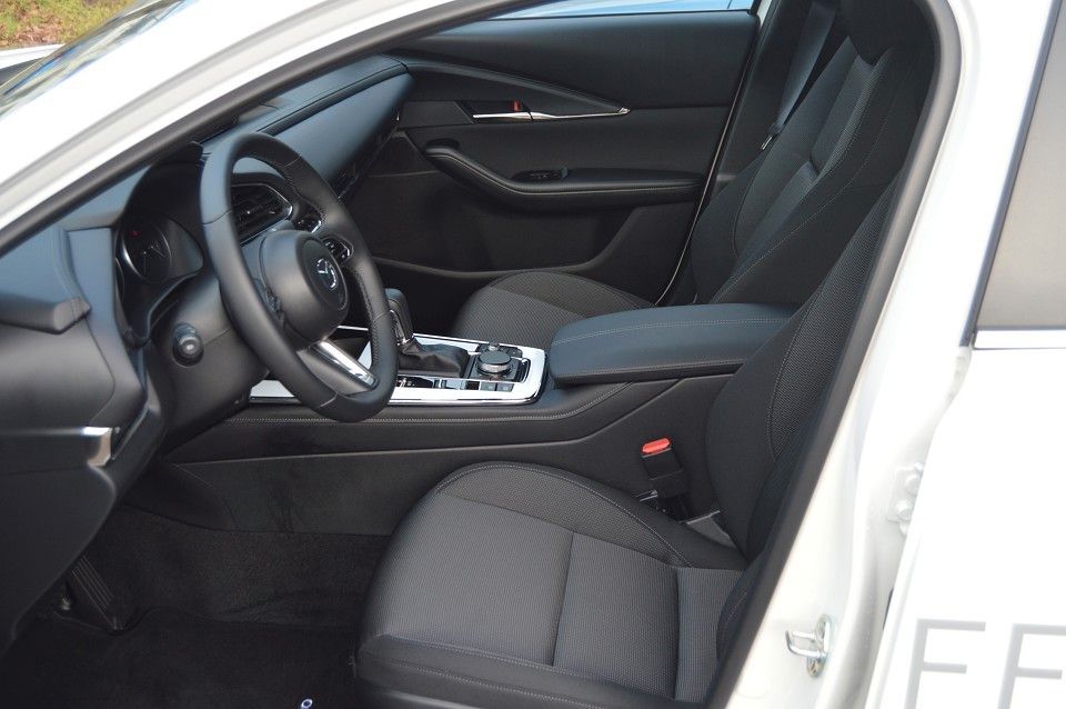 Mazda CX-30 SKYACTIV Benzin 140PS 6AG Centre-line Navi