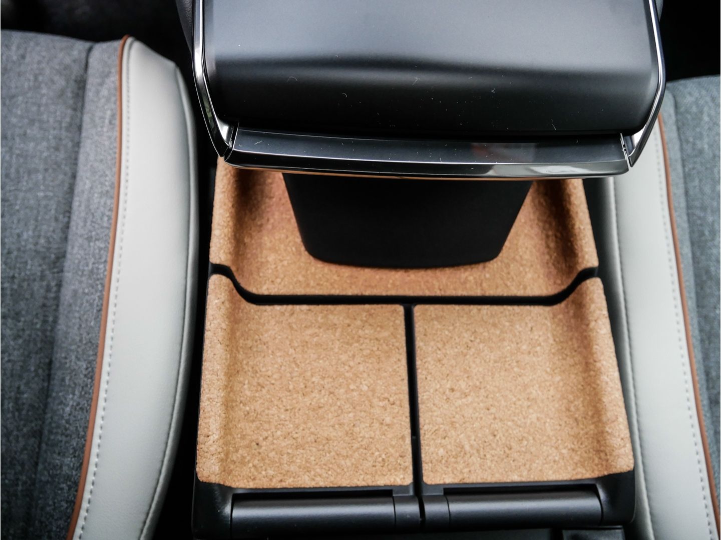 Mazda MX-30 e-SKYACTIV R-EV MAKOTO PREMIUM-Paket SCHIE