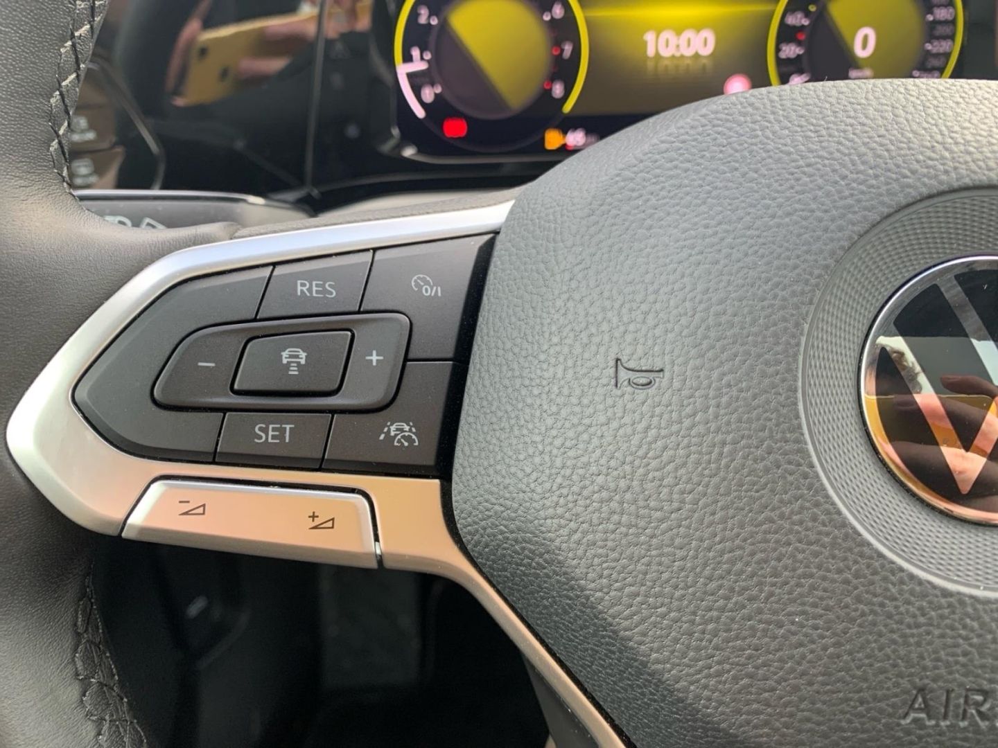 Volkswagen Golf Variant 8 VIII Life 1.5 TSI - Samsaru's Car Outlet