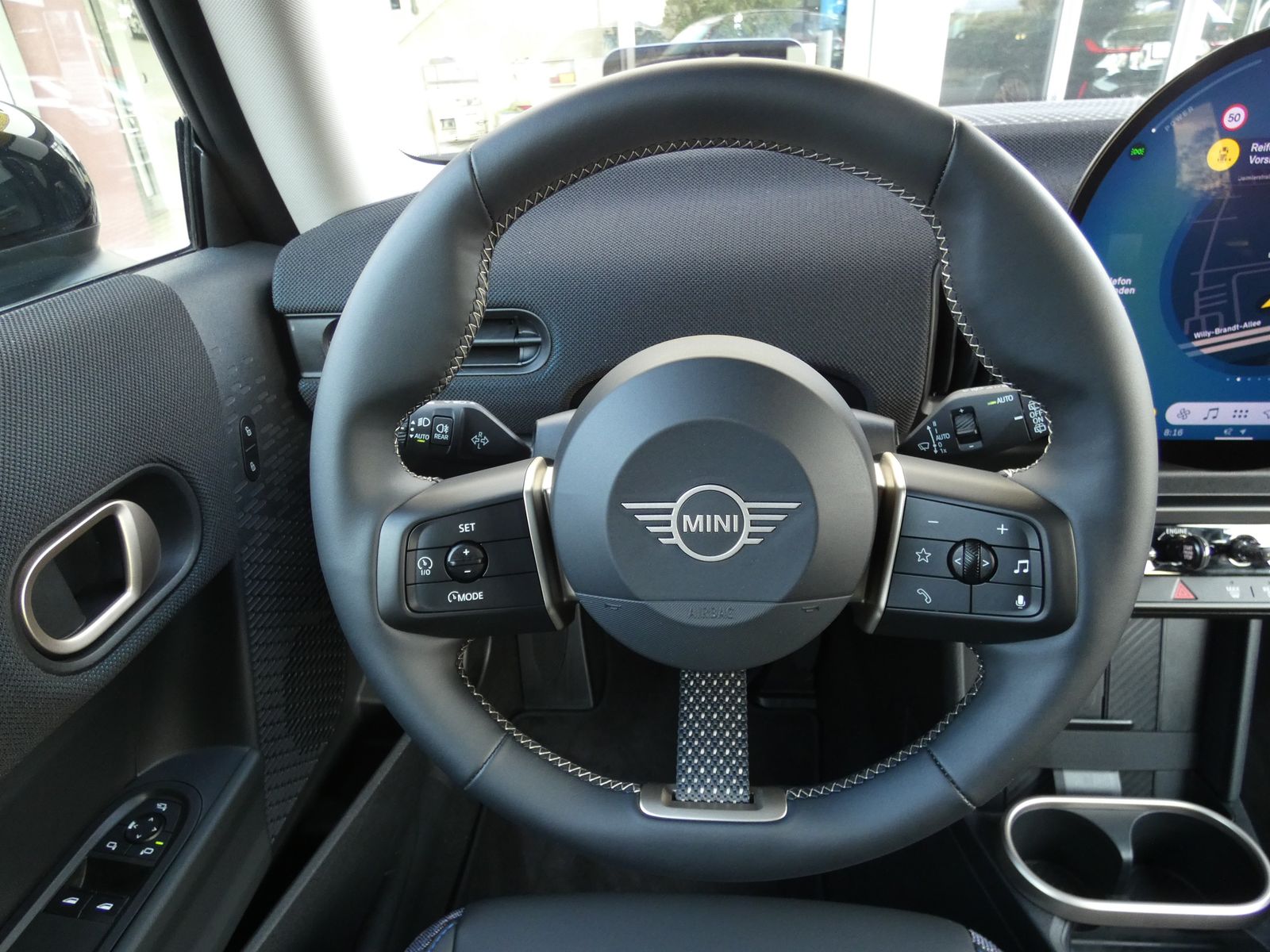 MINI Cooper C - Samsaru's Car Outlet