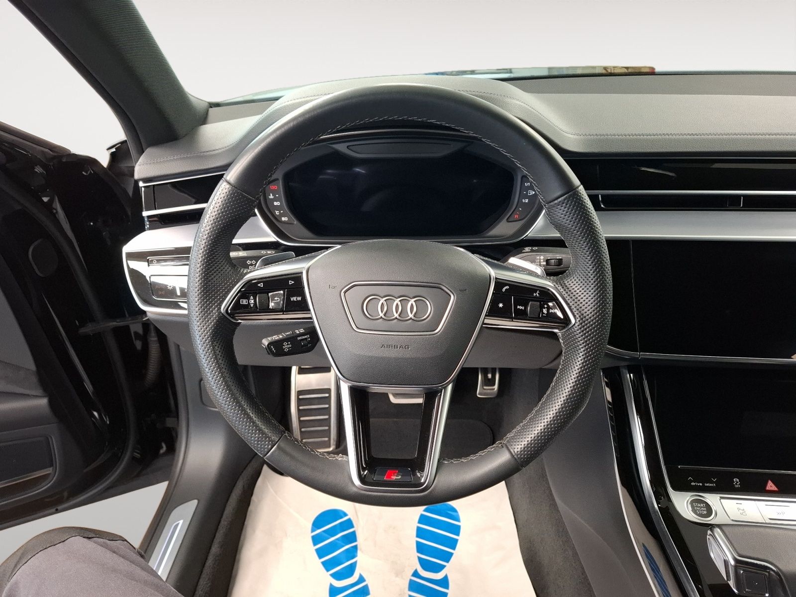 Audi A8 50 TDI quattro Lang S-Line - Samsaru's Car Outlet