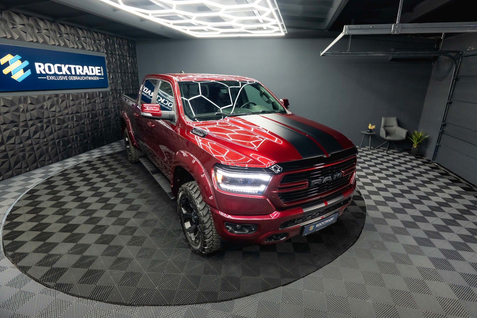 Dodge RAM 5.7 V8 HEMI 4x4 OFFROAD Night-Paket *LED*19%