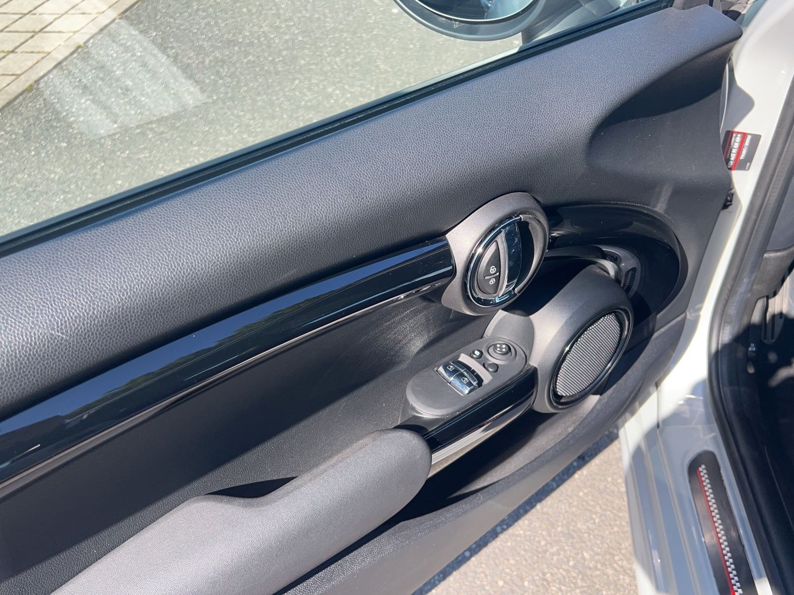 MINI Cooper Steptronic John Cooper Works Trim - Samsaru's Car Outlet