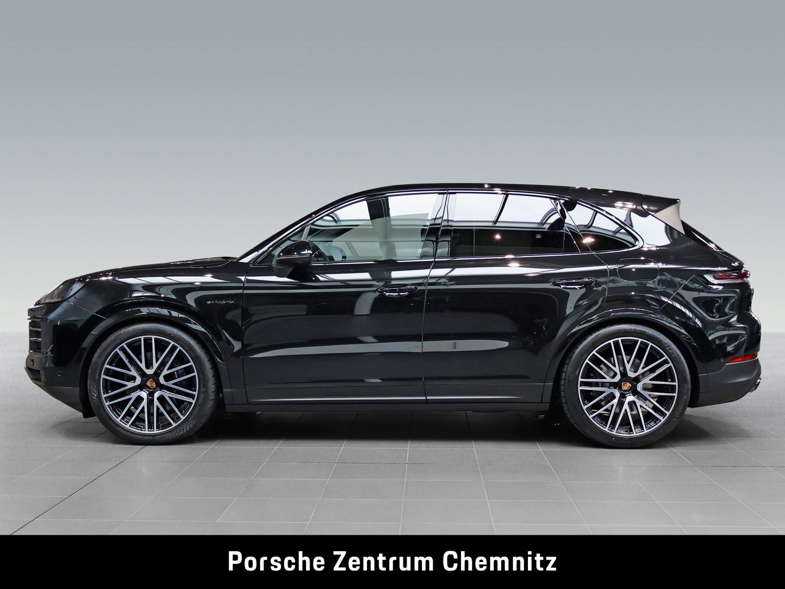 Porsche Cayenne E-Hybrid Luft;22Zoll;Pano;BOSE