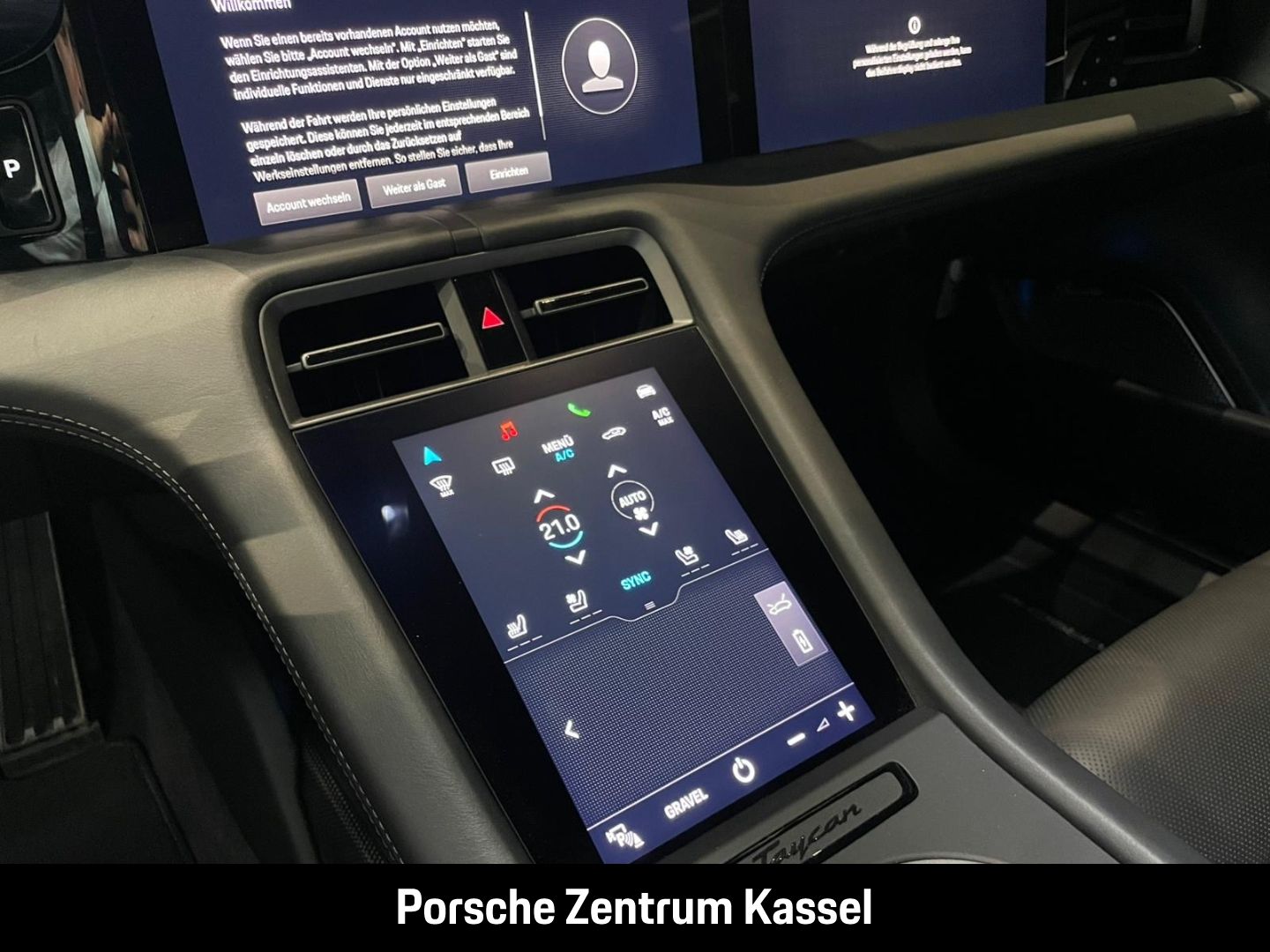 Porsche Taycan Turbo S Cross Turismo