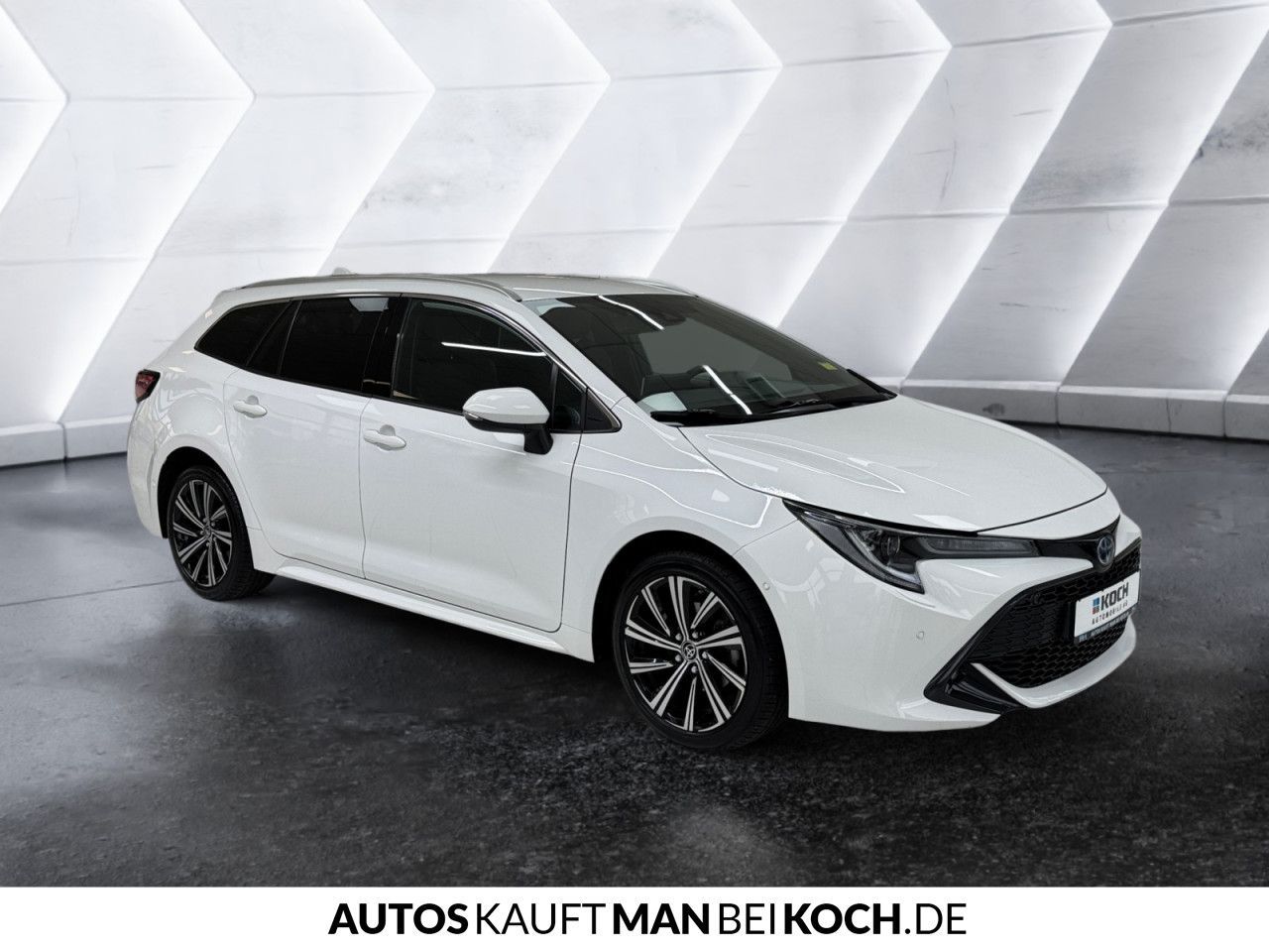 Toyota Corolla TS 1.8 Hybrid CVT Comfort NAVI LED ACC
