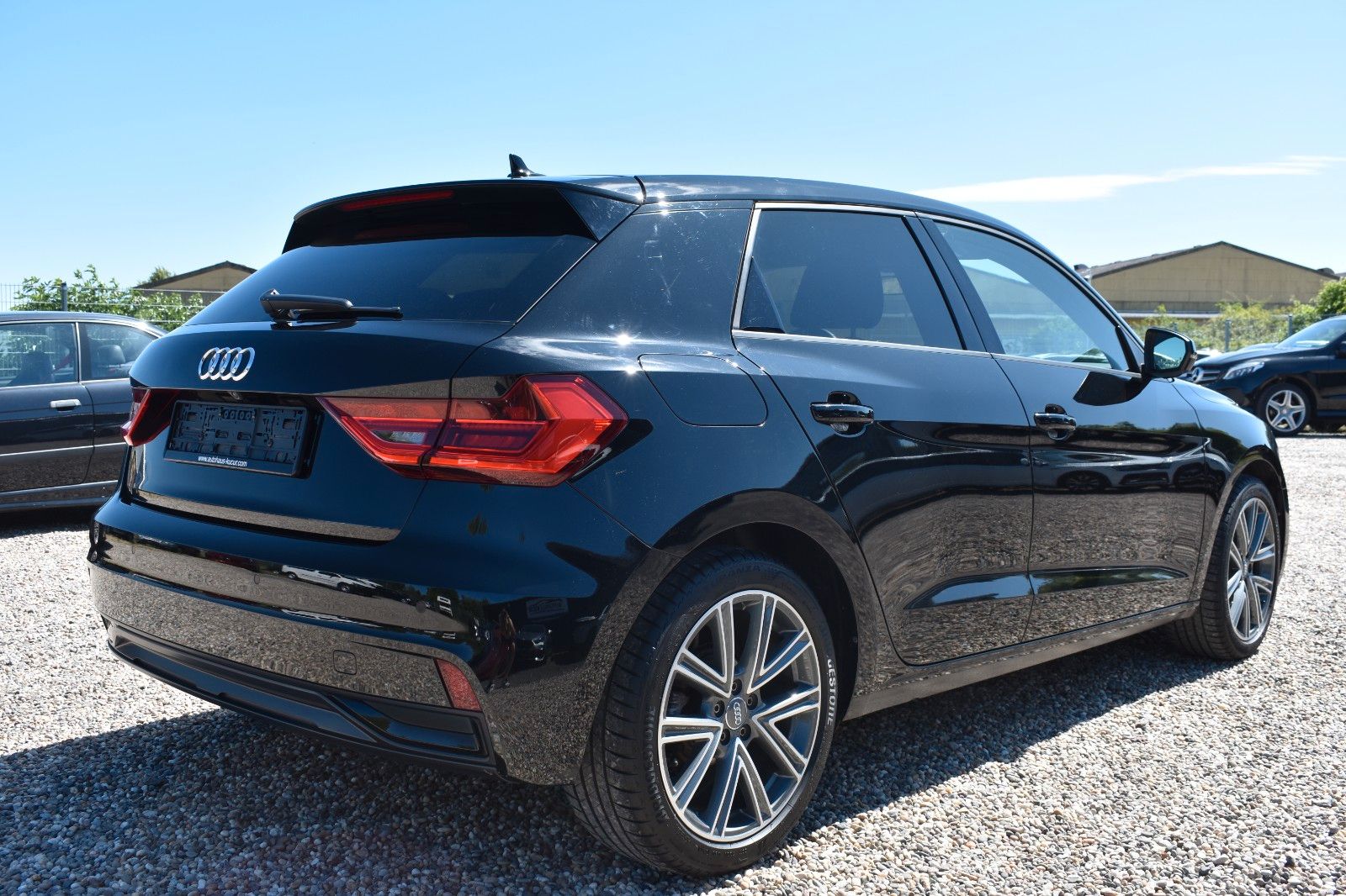 Audi A1 Sportback 30 TFSI advanced - Samsaru's Car Outlet