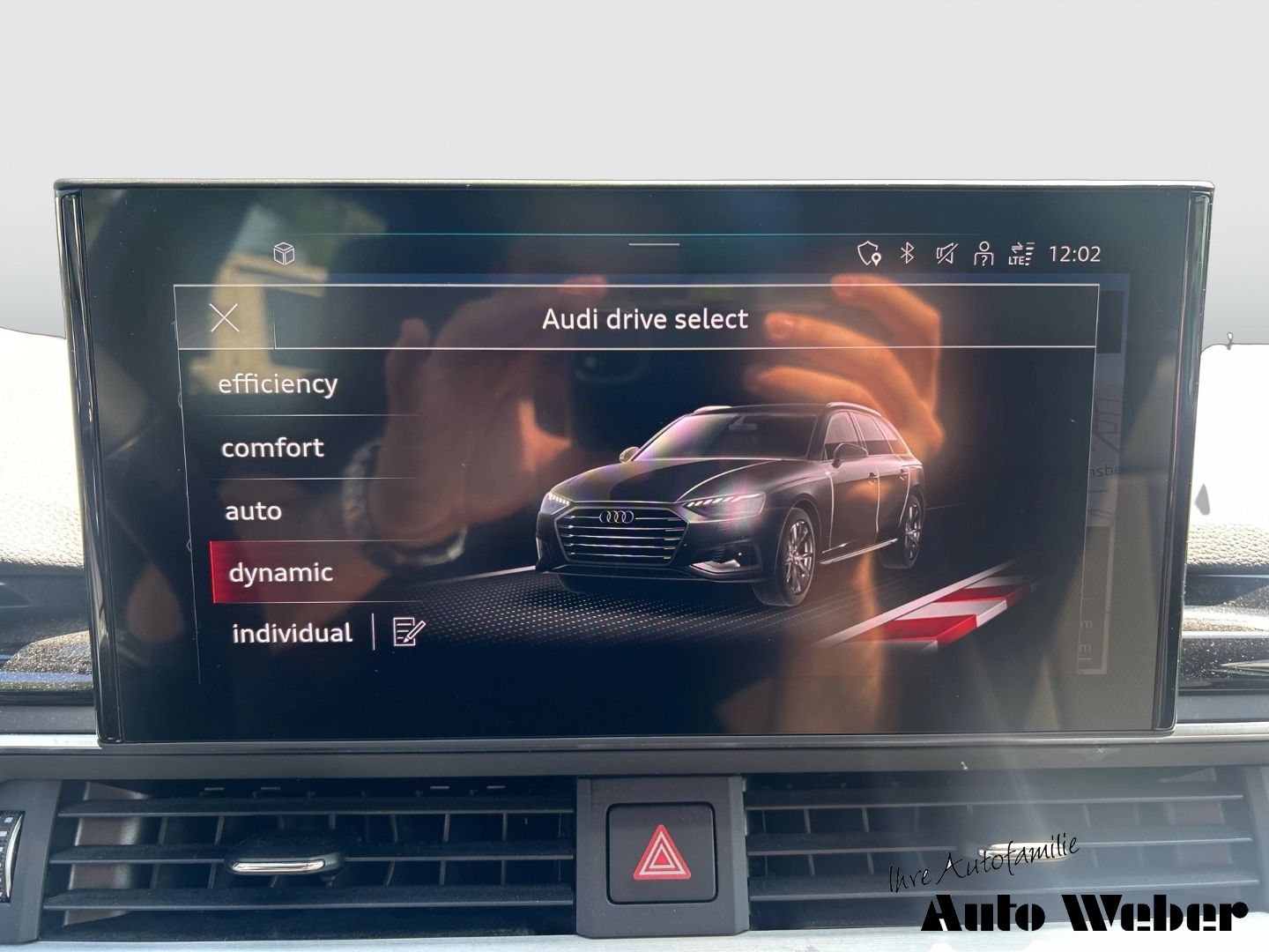 Audi A4 Avant 45TFSI S-Line Quattro - Samsaru's Car Outlet