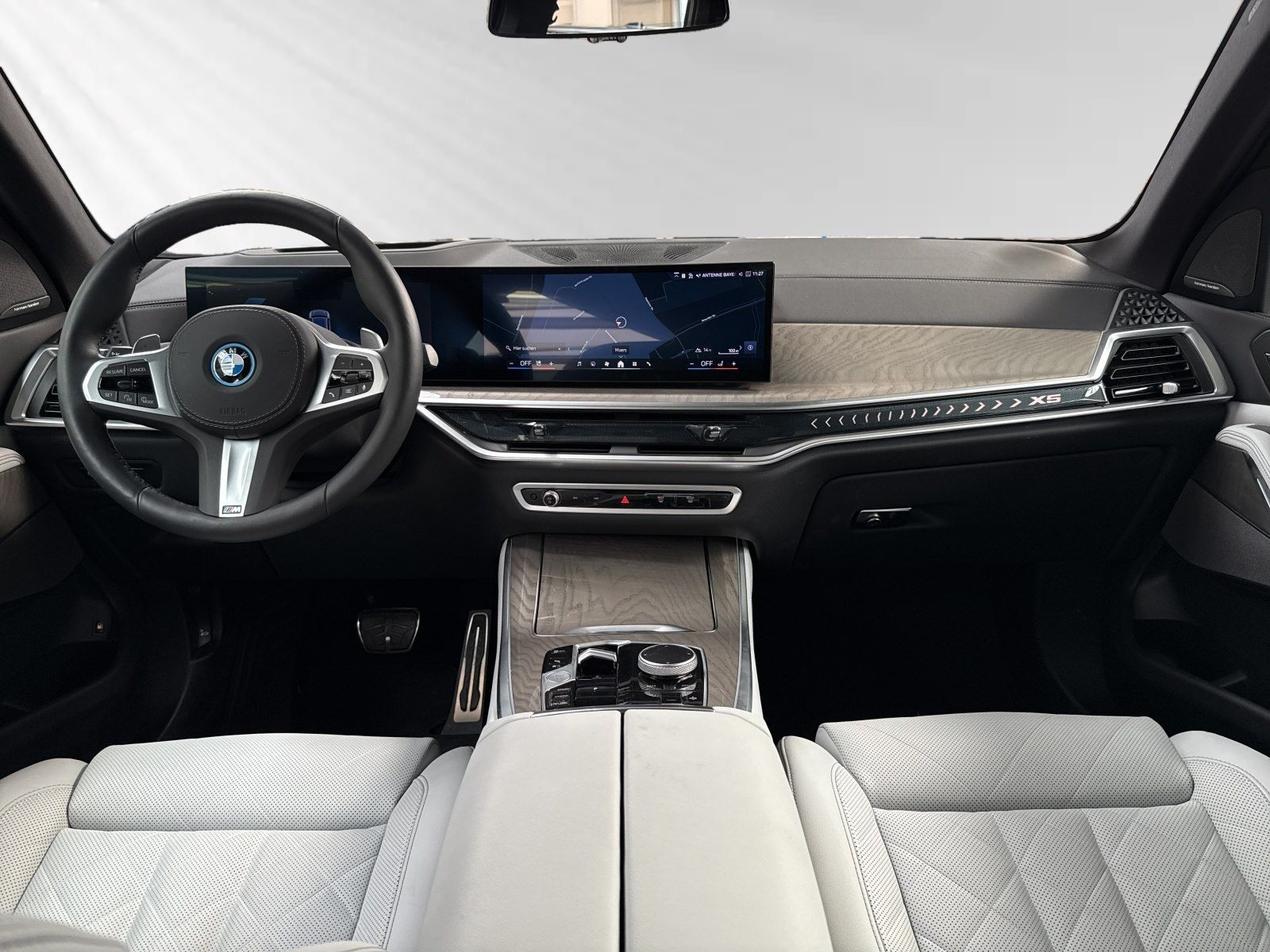 BMW X5 xDrive50e M Sport|AHK|SkyLounge|Autobahnass.