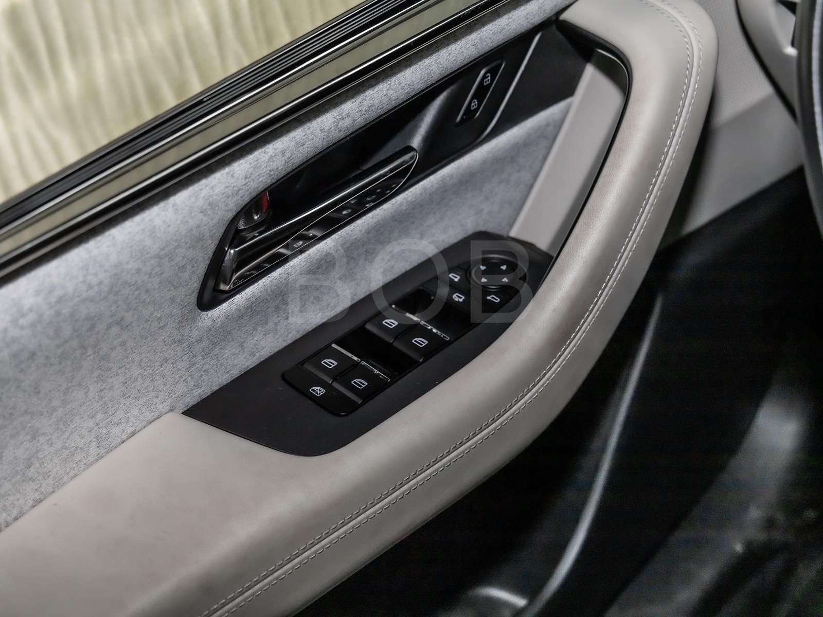 Mazda CX-60 2.5 PHEV AWD Takumi AHK PANO HUD MATRIX BT