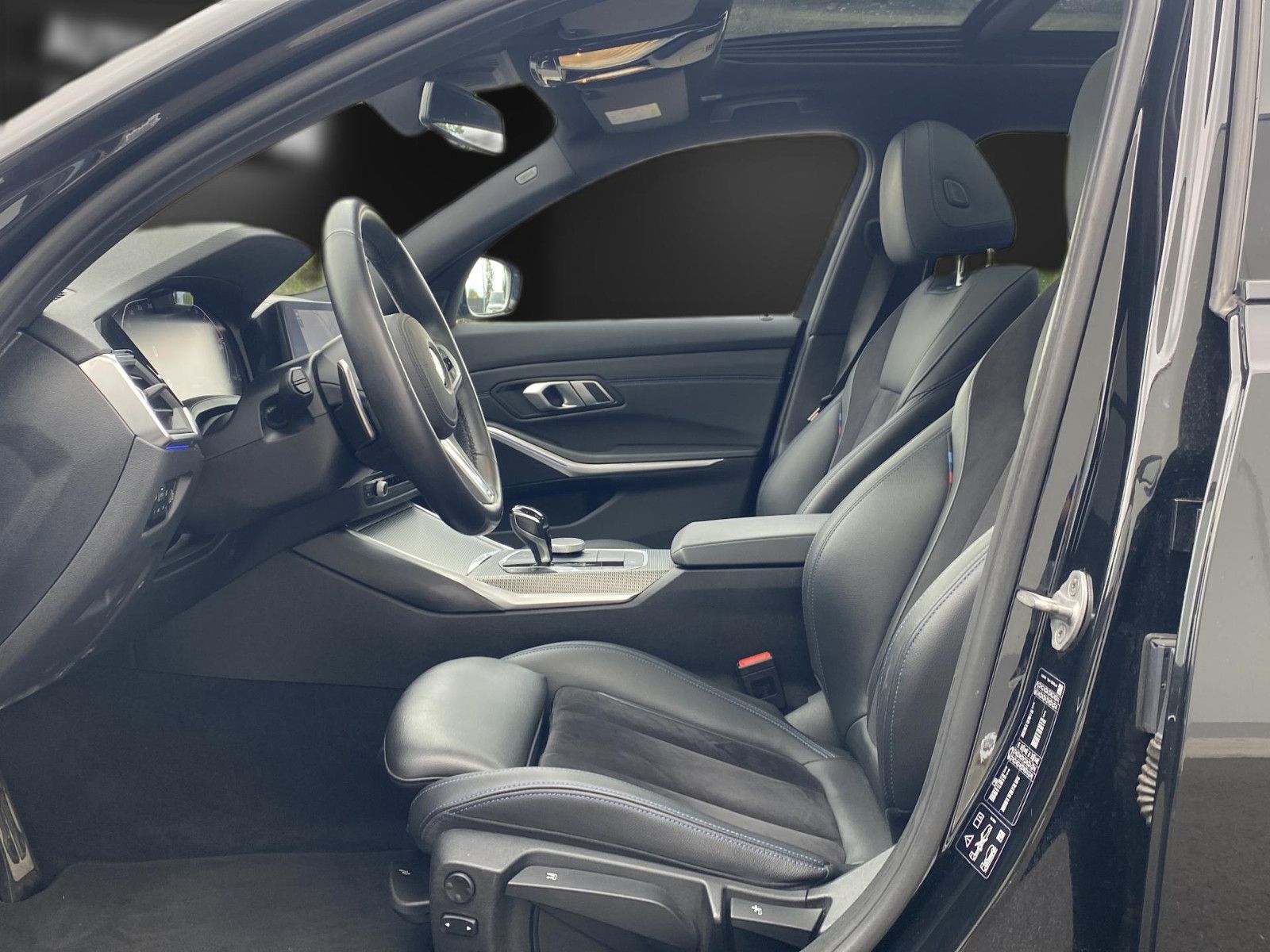 BMW 320 d xD M Sport - Samsaru's Car Outlet