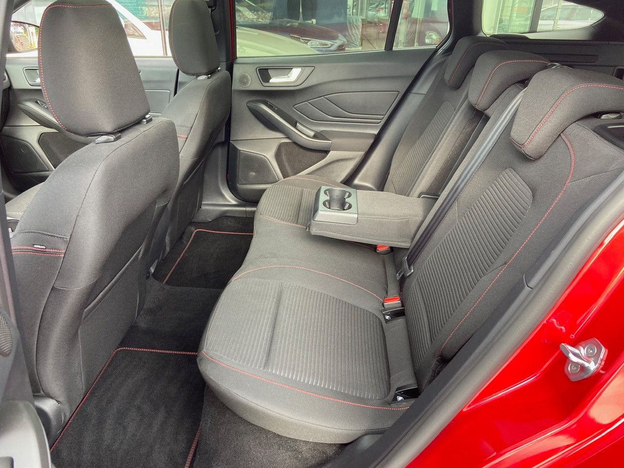 Ford Focus Turnier 1.5 EcoBlue ST-Line X NAVI+RFK*AHK