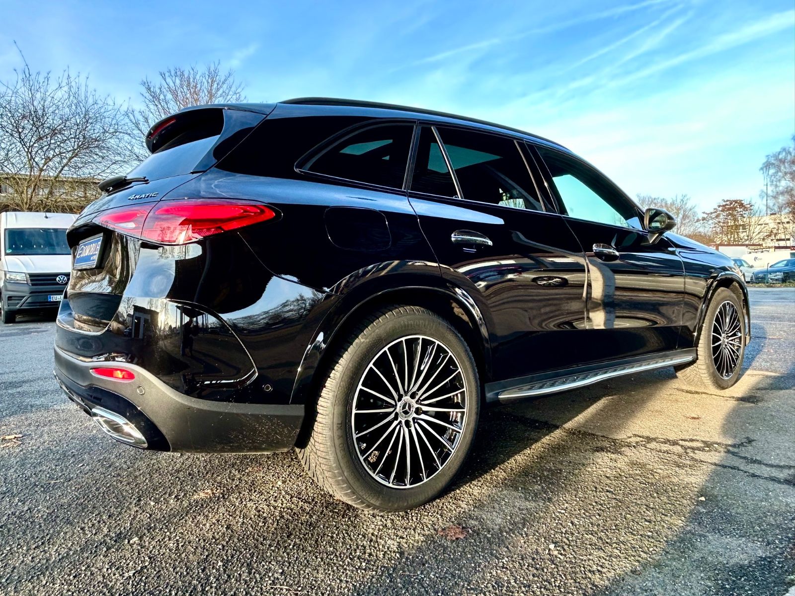 Mercedes-Benz GLC 220 d 4M *AMG PREMIUM PLUS* ERST 19.000 KM *