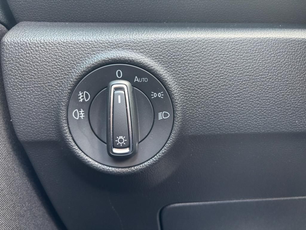 Volkswagen T-Roc 1.5 TSI Style - Samsaru's Car Outlet