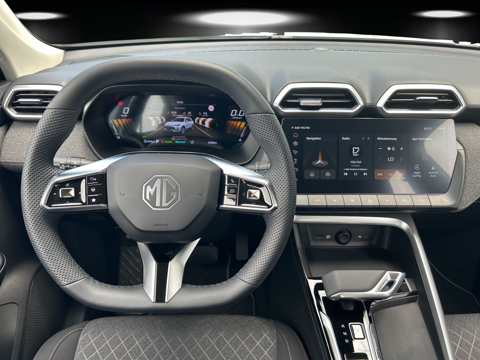 MG ZS Comfort HEV