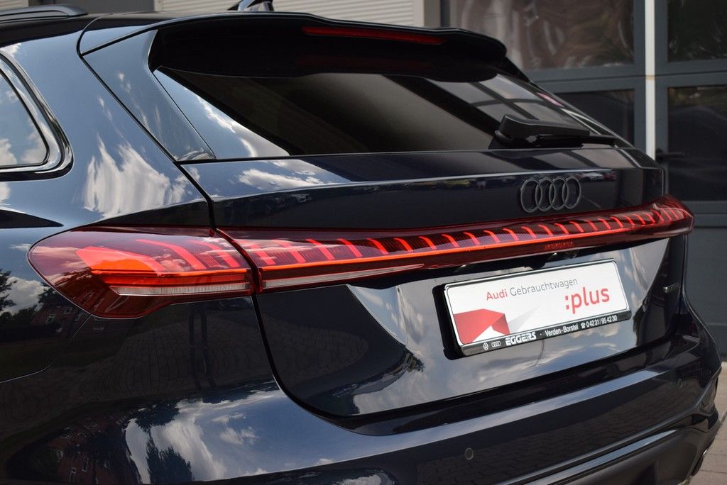 Audi A5 Avant TFSI quat/S-tr. *S-line*AHK*Matrix*360°