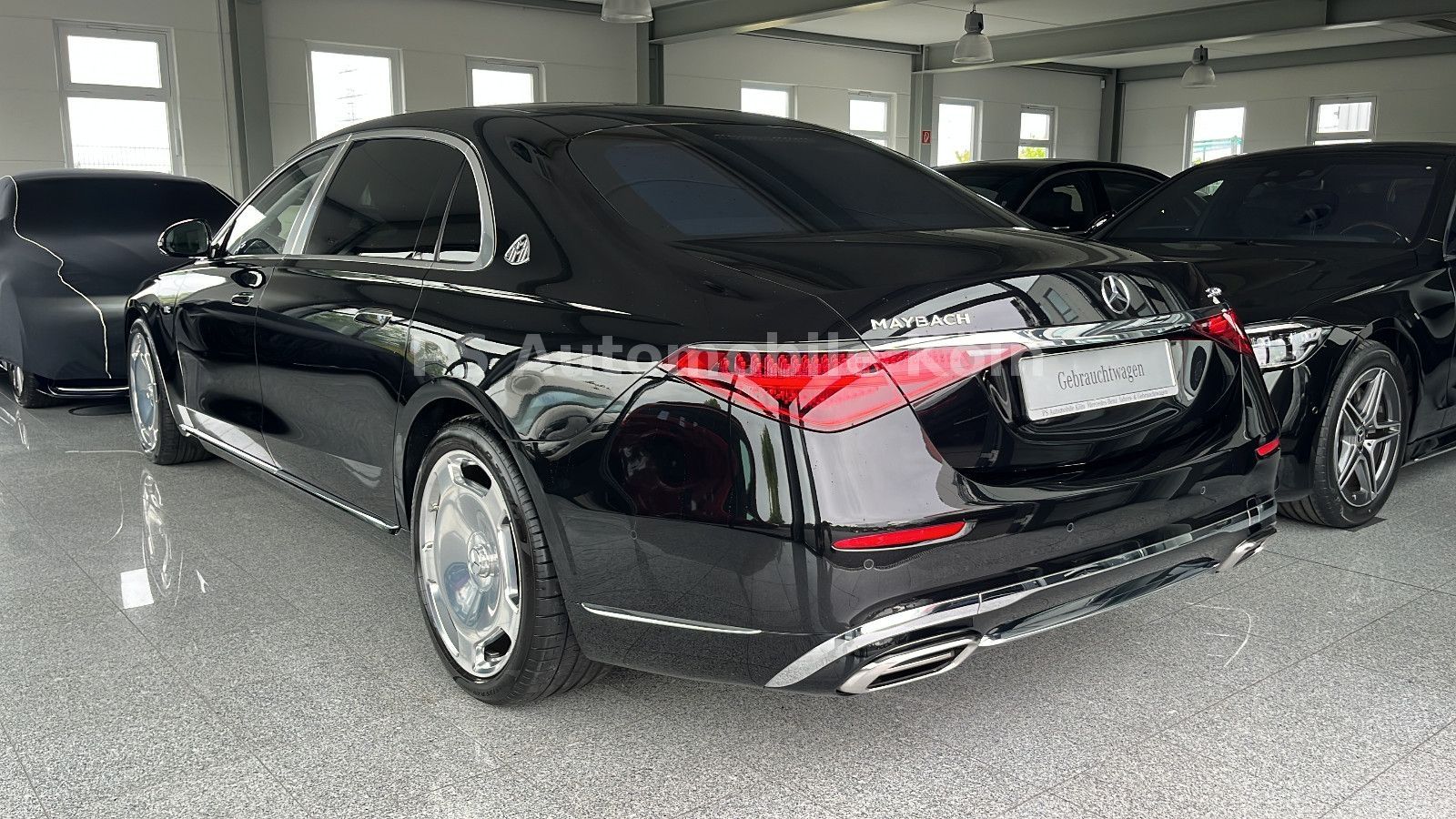 Mercedes-Benz Maybach 680 4M - Samsaru's Car Outlet