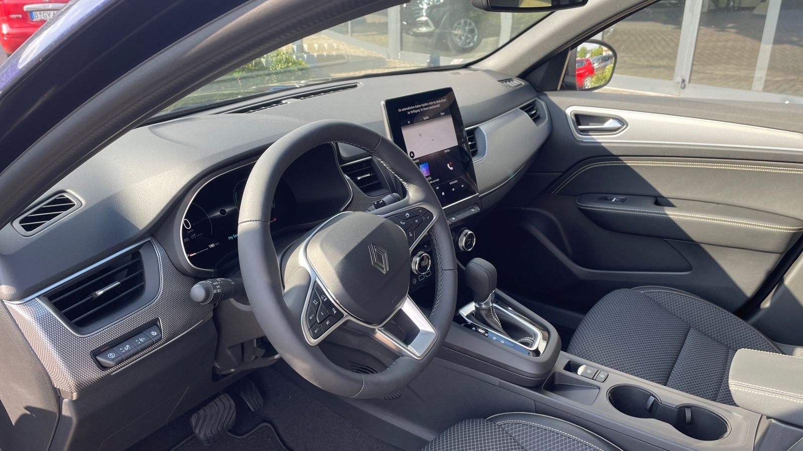 Renault Arkana TECHNO Mild Hybrid - Samsaru's Car Outlet