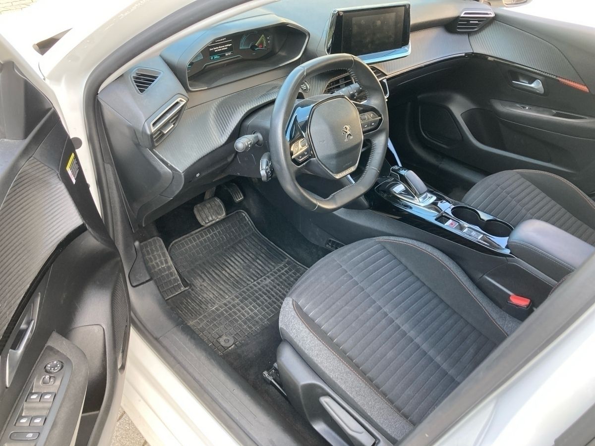 Peugeot 208 Elektro 136 Active - Samsaru's Car Outlet