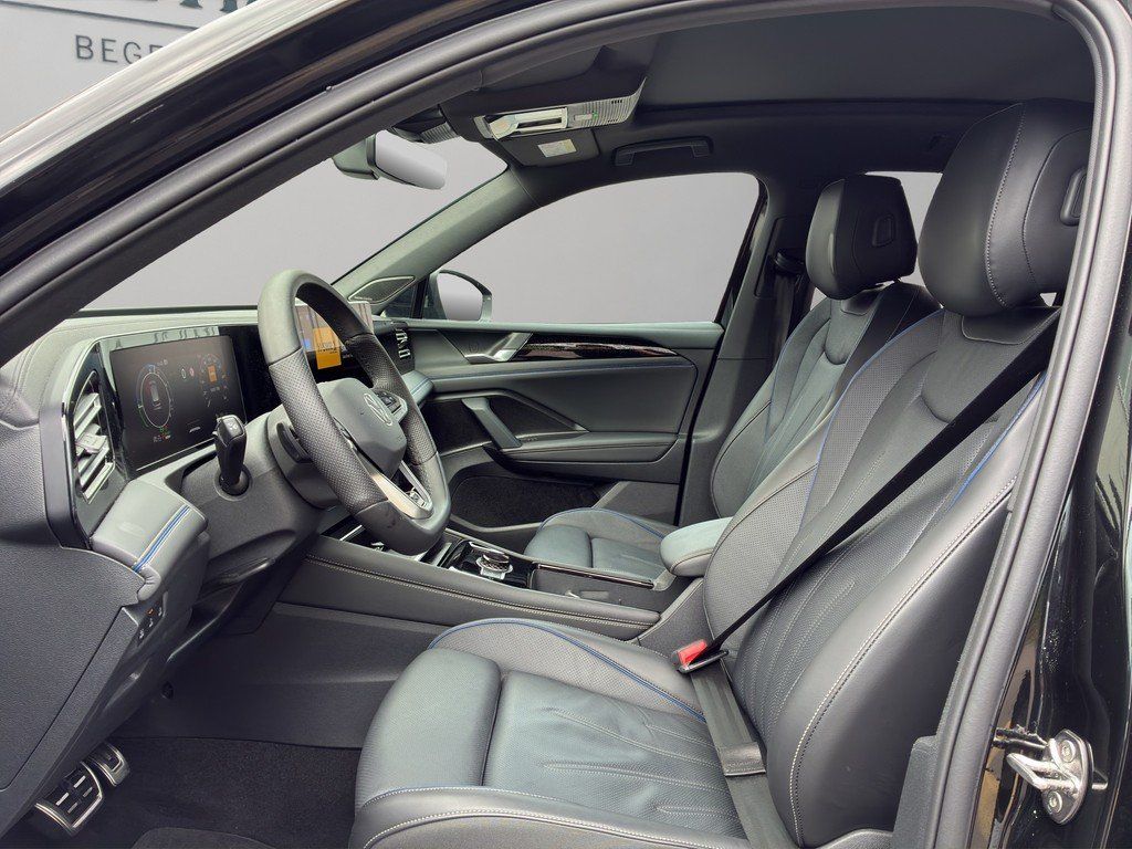 Volkswagen Tiguan 1.5 TSI eHybrid DSG R-Line Matrix Navi AH