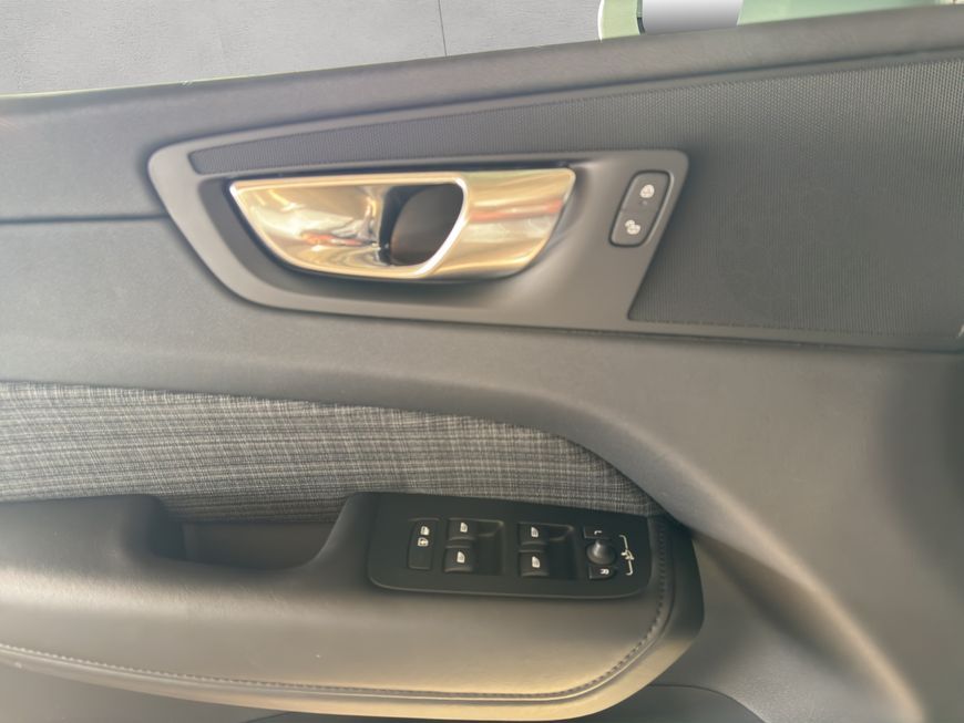 Volvo XC60 B5 B AWD Core