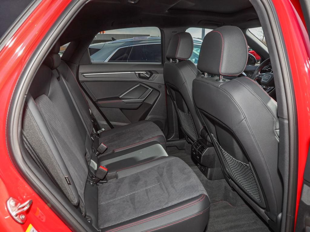 Audi Q3 Sportback S-line 45 TFSI quattro MATRIX+PANO