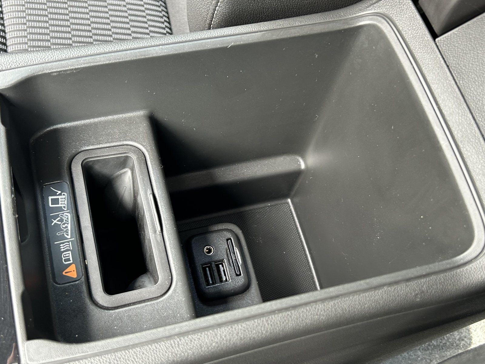 Opel Insignia 2.0 CDTI Business - Samsaru's Car Outlet