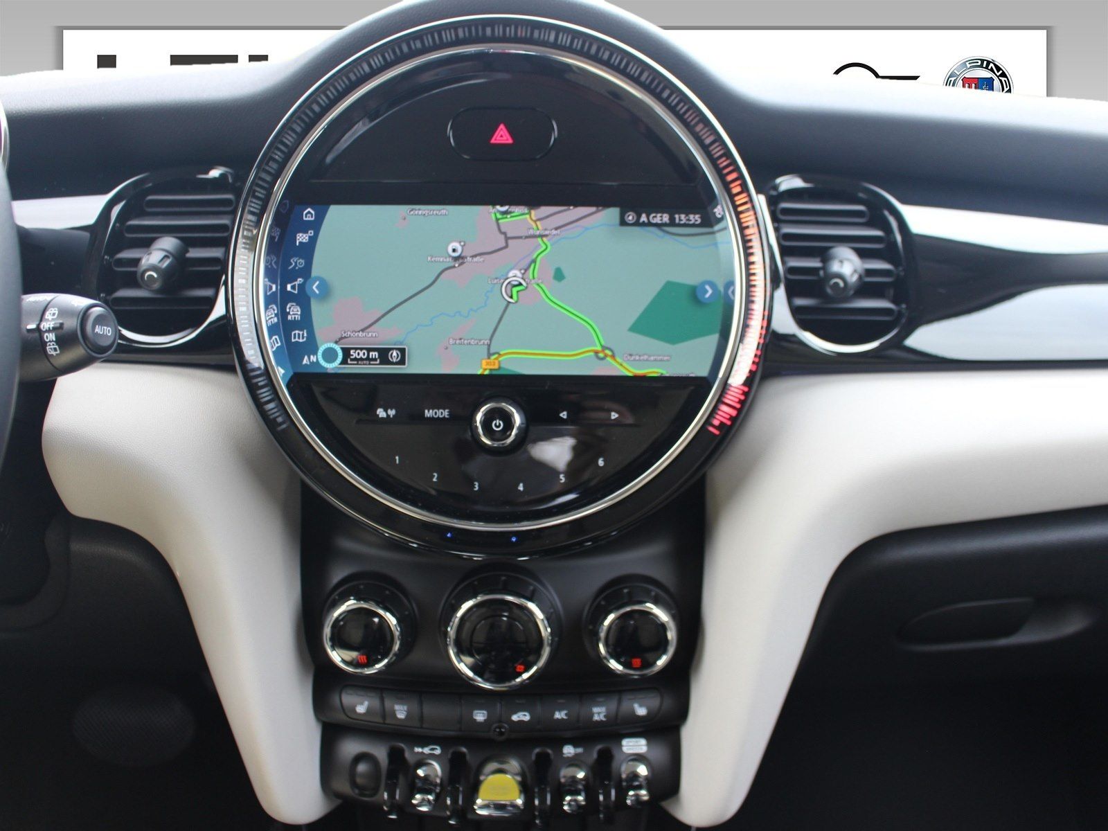 MINI Cooper SE Hatch - Samsaru's Car Outlet