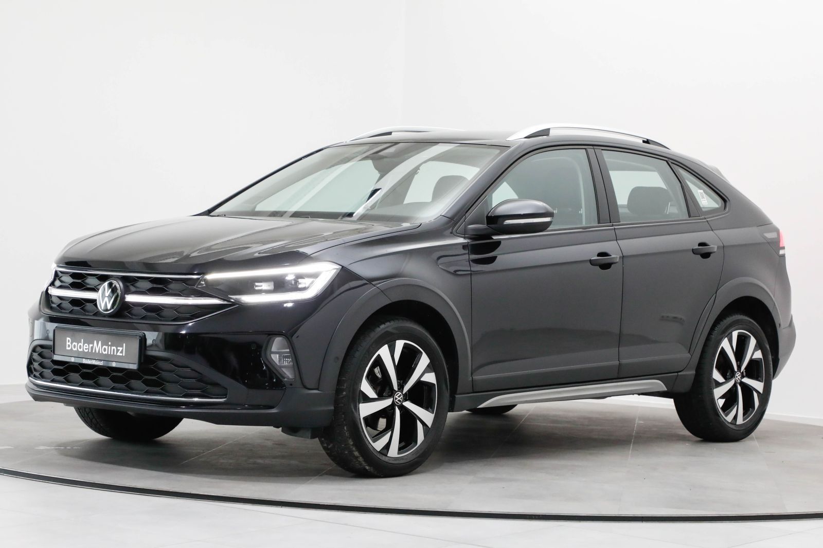 Volkswagen Taigo 1.0 TSI Style - Samsaru's Car Outlet