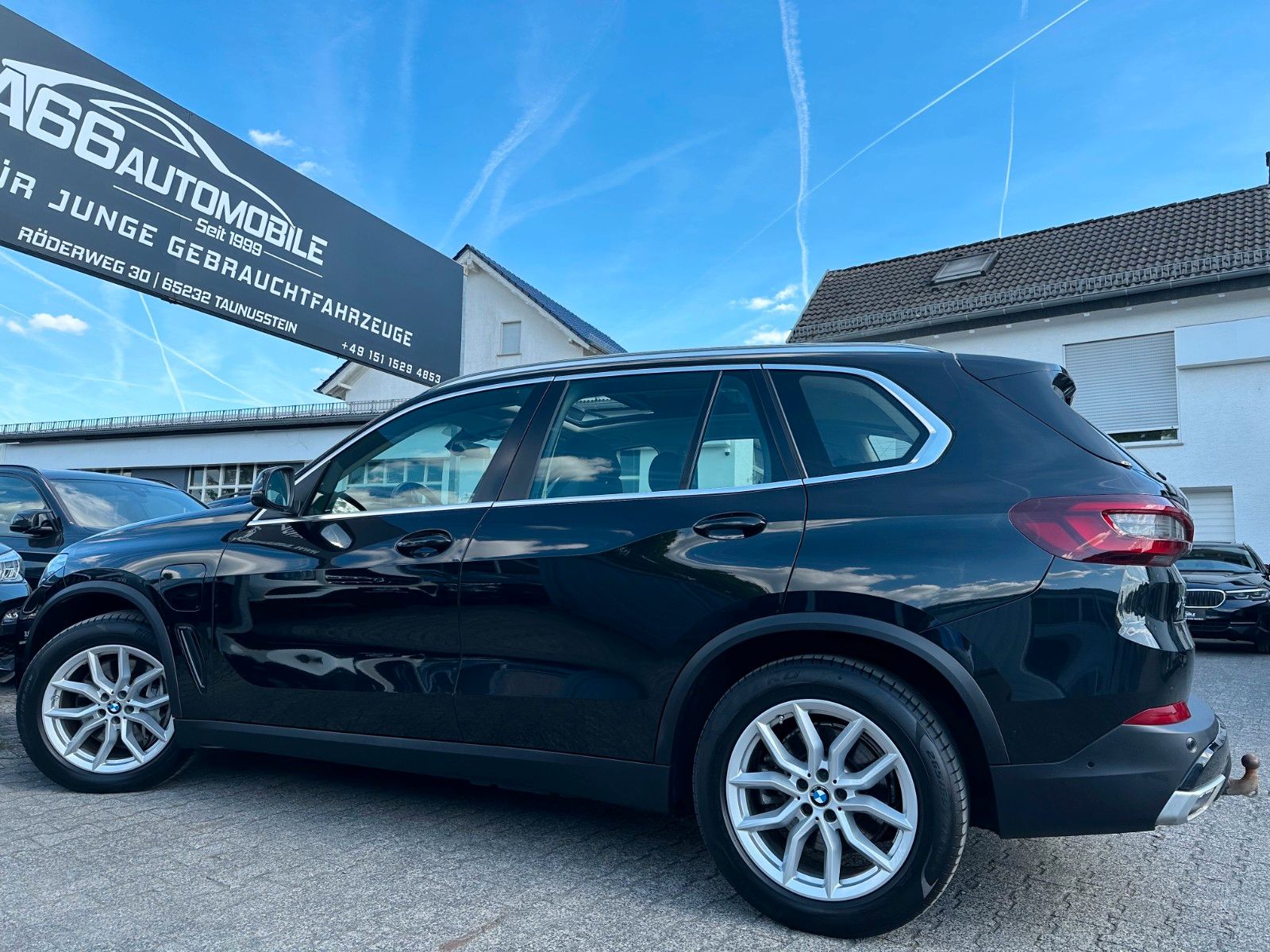 BMW X5 xDr45e xLine PANO*B&W*ACC*HUD*KomfSitz*Laser