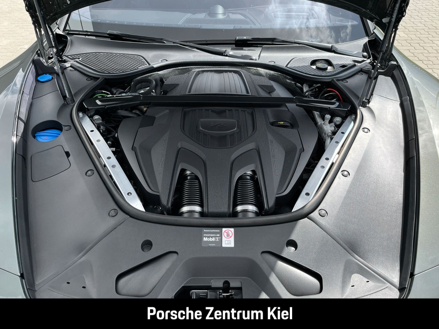Porsche Panamera 4 E-Hybrid HA-Lenkung InnoDrive HUD